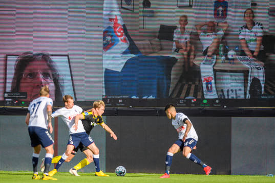 A virtual grandstand with supporters