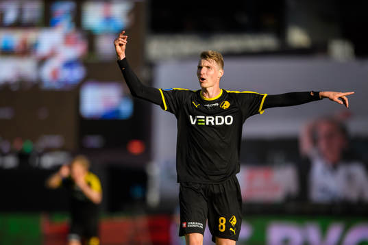 Simon Piesinger of Randers celebrates