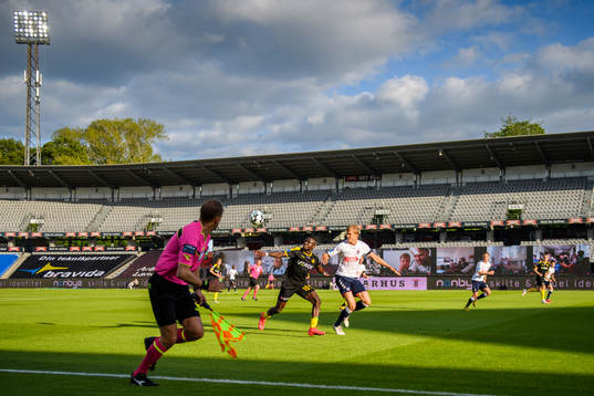 Alhaji Kamara of Randers and Frederik Tingager of Aarhus in