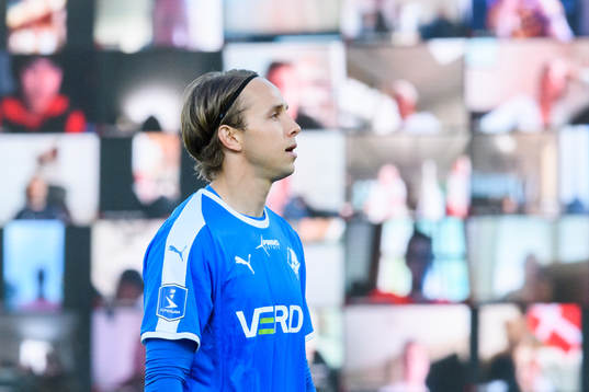 Goalkeeper Patrik Carlgren of Randers infront of a virtual