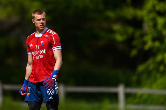 Målvakt Erland Tangvik