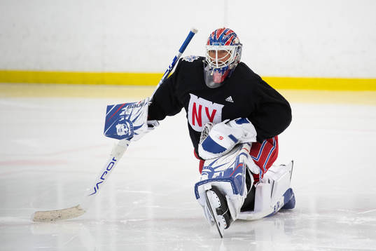New York Rangers Henrik Lundqvist tränar