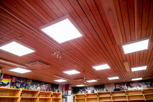 Malmö Redhawks har installerat ny belysning i