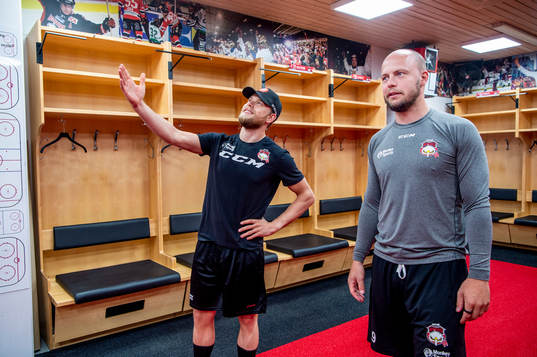 Victor Backman och Oscar Alsenfelt spanar in det nya