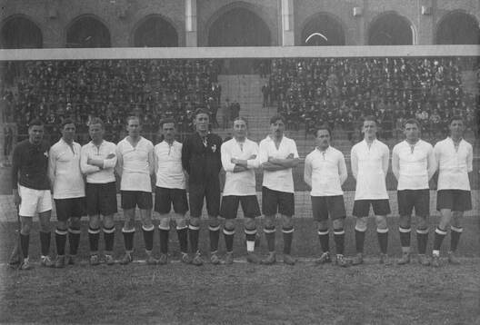 Fotboll, Schweiz landslag i fotboll. Stockholms