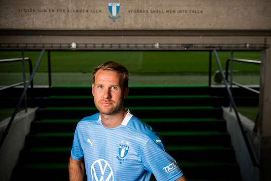 Malmö FF presenterar Ola Toivonen som ny spelare