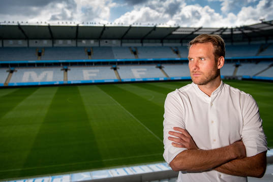 Malmö FF presenterar Ola Toivonen som ny spelare