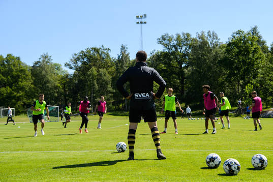 Tränare Rikard Norling