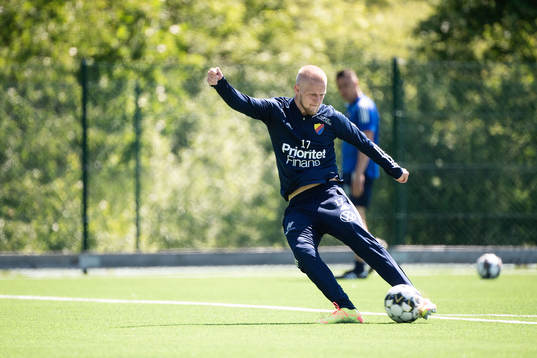 Kalle Holmberg