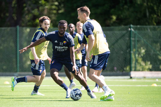 Kevin Walker och Emmanuel Banda