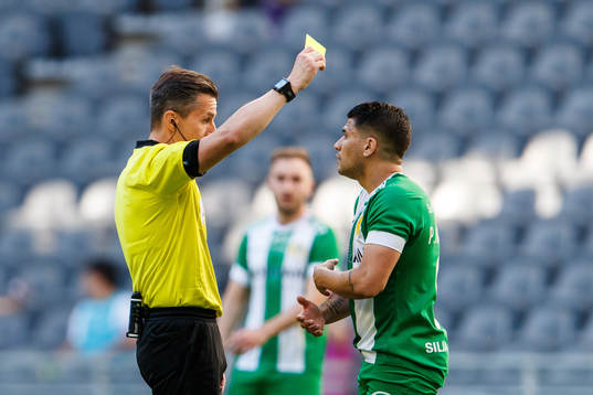 Hammarbys Paulinho tilldelas en varning av domare Bojan