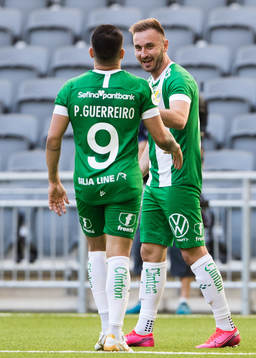 Hammarbys Muamer Tankovic jublar