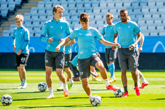 Bläddra bland fler bilder av Fotboll, Allsvenskan, Malmö FF, Träning 