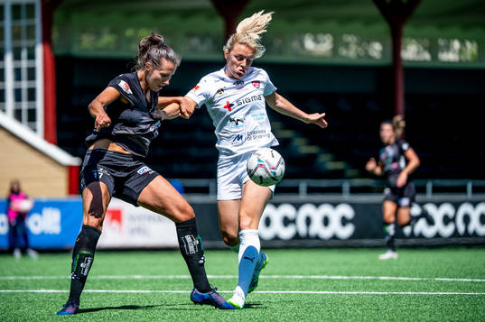 Växjös Nellie Karlsson mot Rosengårds Mimmi Larsson