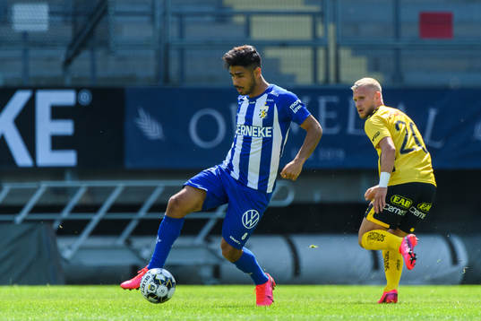 IFK Göteborgs Hosam Aiesh och Elfsborgs Simon Strand
