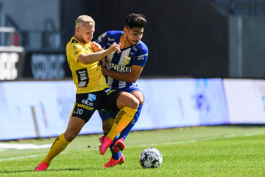 Elfsborgs Simon Strand och IFK Göteborgs Hosam Aiesh