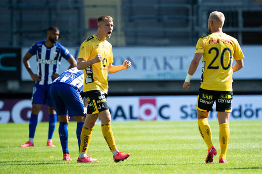 Elfsborgs Jacob Ondrejka jublar