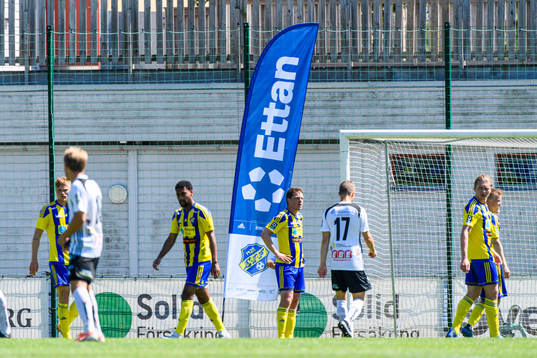 Banderoll för Ettan