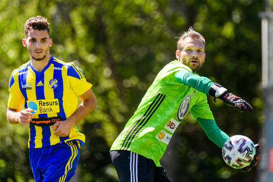 Lindomes målvakt John Alvbåge