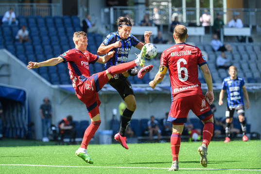 Djurgårdens Fredrik Ulvestad och Sirius Stefano Vecchia