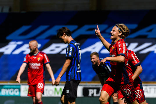 Djurgårdens Oscar Pettersson jublar