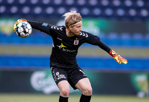 William Eskelinen (1), goalkeeper, AGF