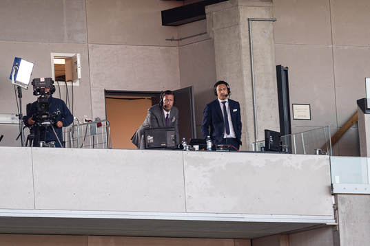 Kameraman och kommentatorerna Jonas Dahlquist och Stefan