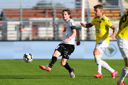 Häckens Erik Friberg och Falkenbergs Marcus Klingenberg