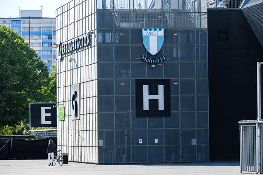 Exteriörbild utanför Eleda Stadion