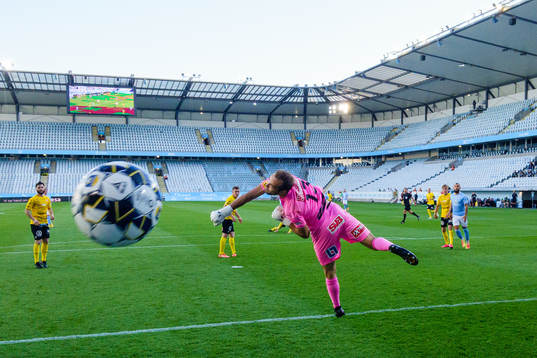 1-0 från Malmö FFs Anders Christiansen (ej i bild) går