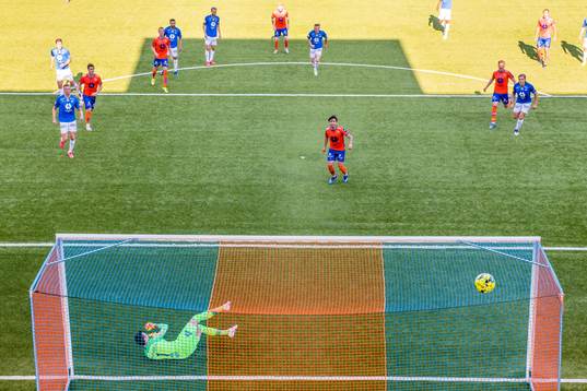 Bläddra bland fler bilder av Football, Eliteserien, Aalesund - Molde