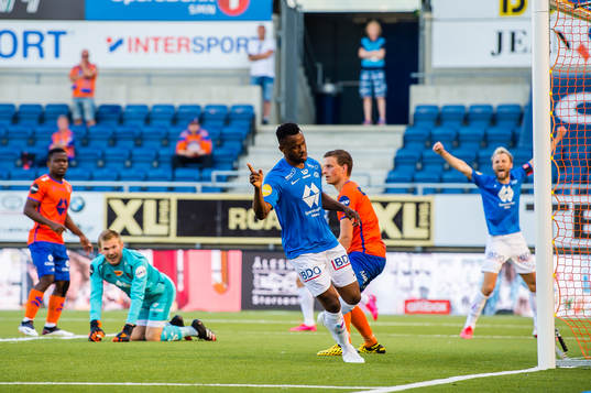 Leke Samson James of Molde celebrates