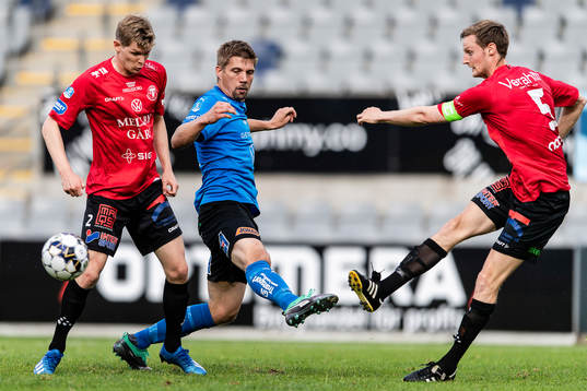 Halmstads Mikael Boman och Trelleborgs Anton Tideman