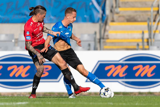 Trelleborgs Isak Jönsson och Halmstads Andreas Bengtsson