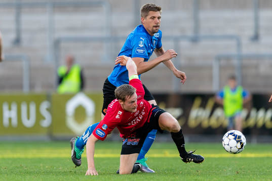 Halmstads Mikael Boman och Trelleborgs Anton Tideman