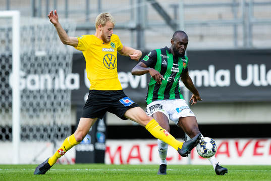 Jönköpings Elias Gustafson och GAIS Boris Lumbana