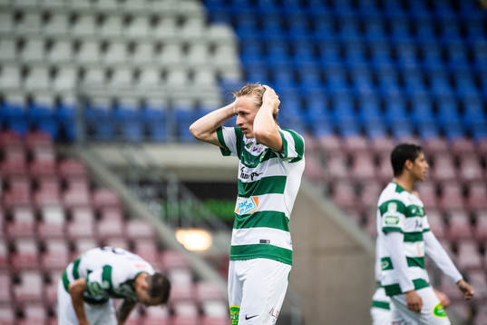 Västerås Douglas Karlberg deppar