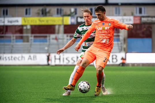 AFC Eskilstunas Jesper Manns och Västerås Emil Skogh