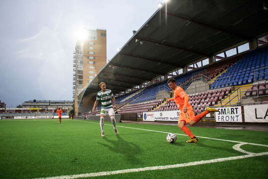 AFC Eskilstunas Jesper Manns och Västerås Emil Skogh