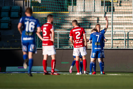 Sundsvalls Pontus Engblom jublar