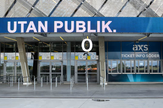 Tomma biljettköer och biljettluckor på Tele2 Arena
