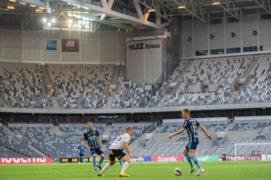 Örgrytes David Seger och Djurgårdens Jonathan Augustinsson