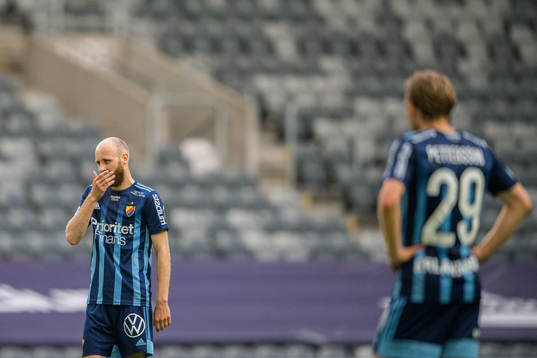 Djurgårdens Curtis Edwards deppar