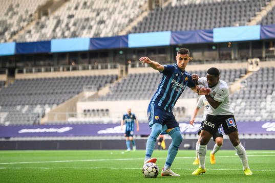 Djurgårdens Haris Radetinac och Örebros Kevin Wright