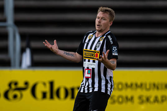 Landskronas Niklas Nielsen deppar