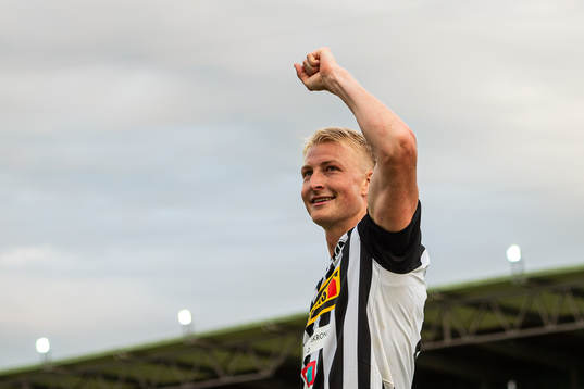 Landskronas Viktor Wihlstrand jublar