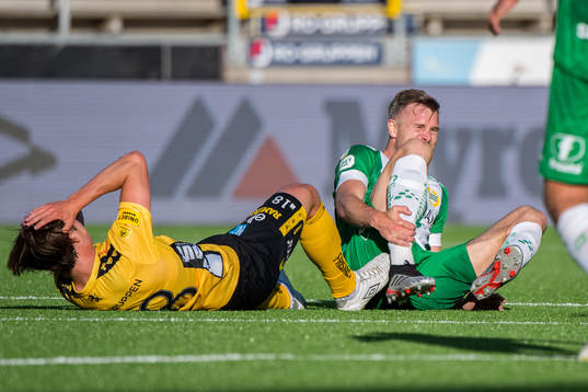 Elfsborgs Simon Olsson och Hammarbys Richard Magyar har ont