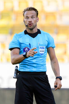Domare Kristoffer Karlsson