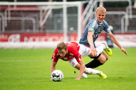 Degerfors Erik Lindell och Brages Andre Kamp