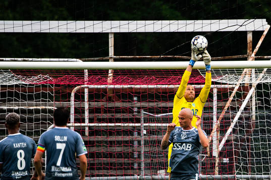 Brages målvakt Adrian Engdahl
